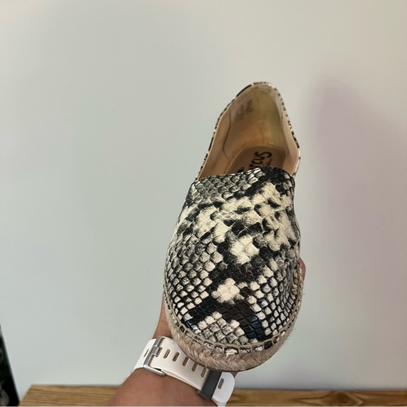 Circus Sam Edelman Laila Espadrille Flats Snakeskin Print Size 7.5 - Picture 9 of 14